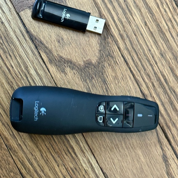 Logitech. R400 laser presenter - Picture 2 of 5